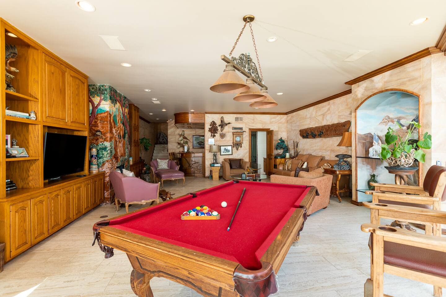 Game room with pool table
